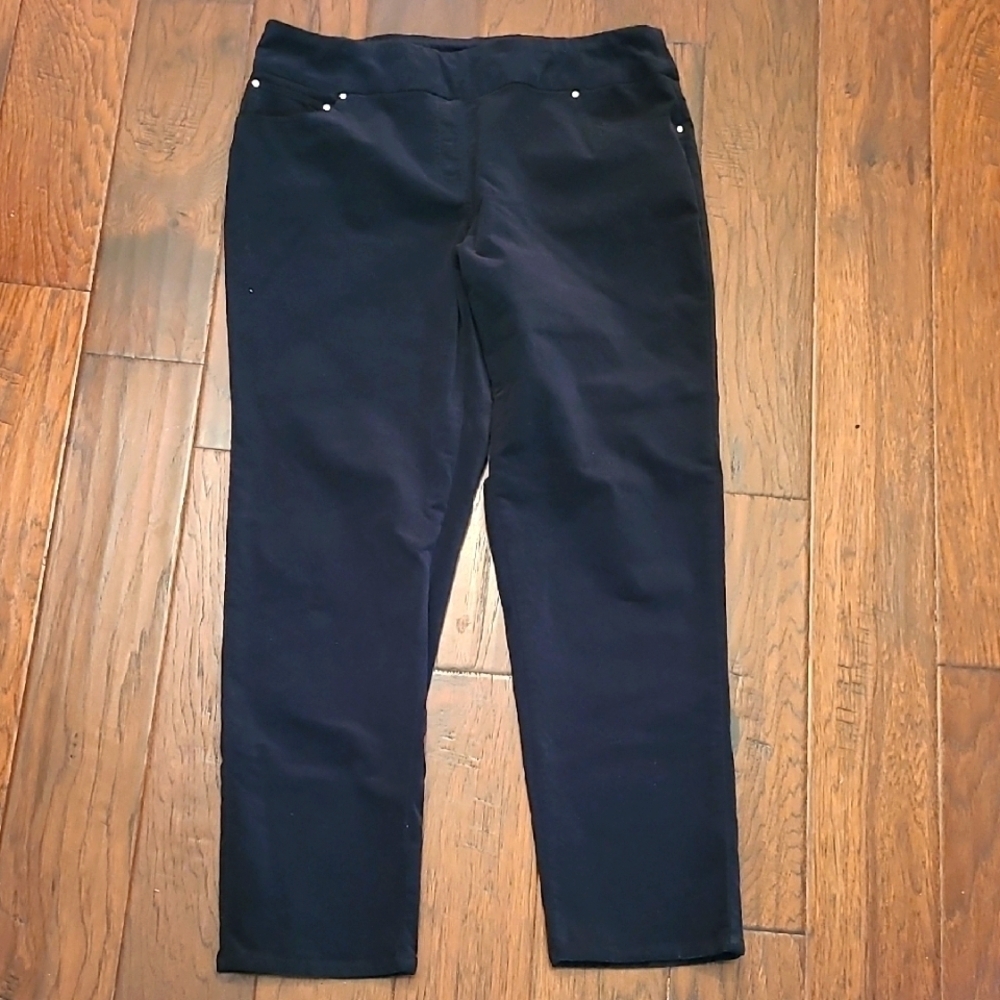 Ruby Rd women's pullon black corduroy pants size 16